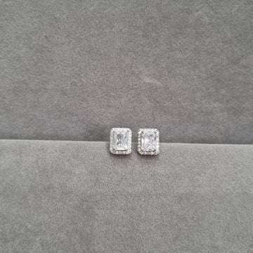 E068 Earrings