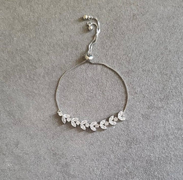 B057 Bracelet