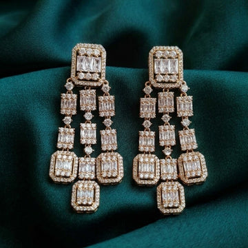 ROSEGOLD LUXURY LINK EARRINGS E055