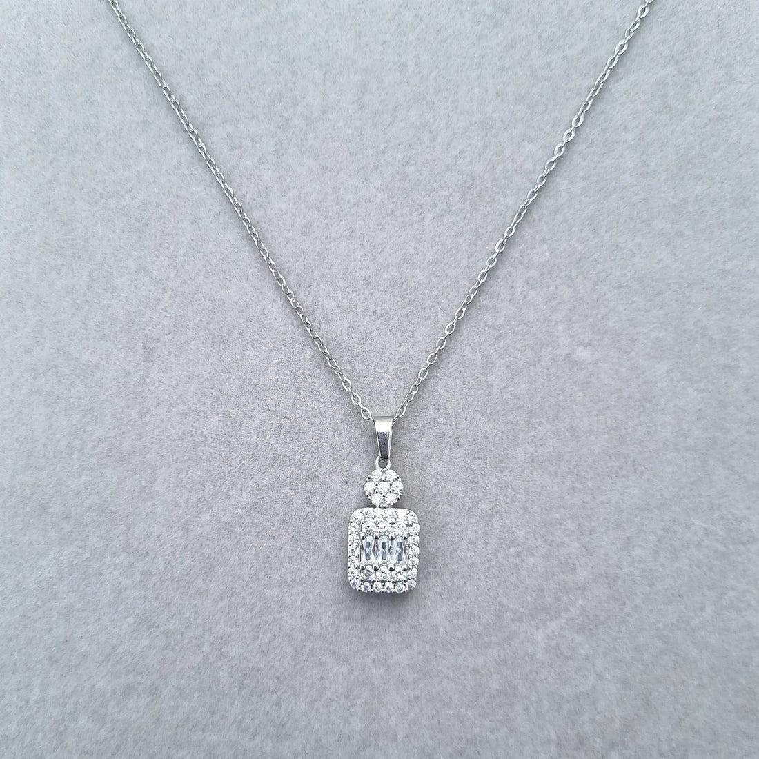 Diamond-Cut Halo Necklace [A]N210