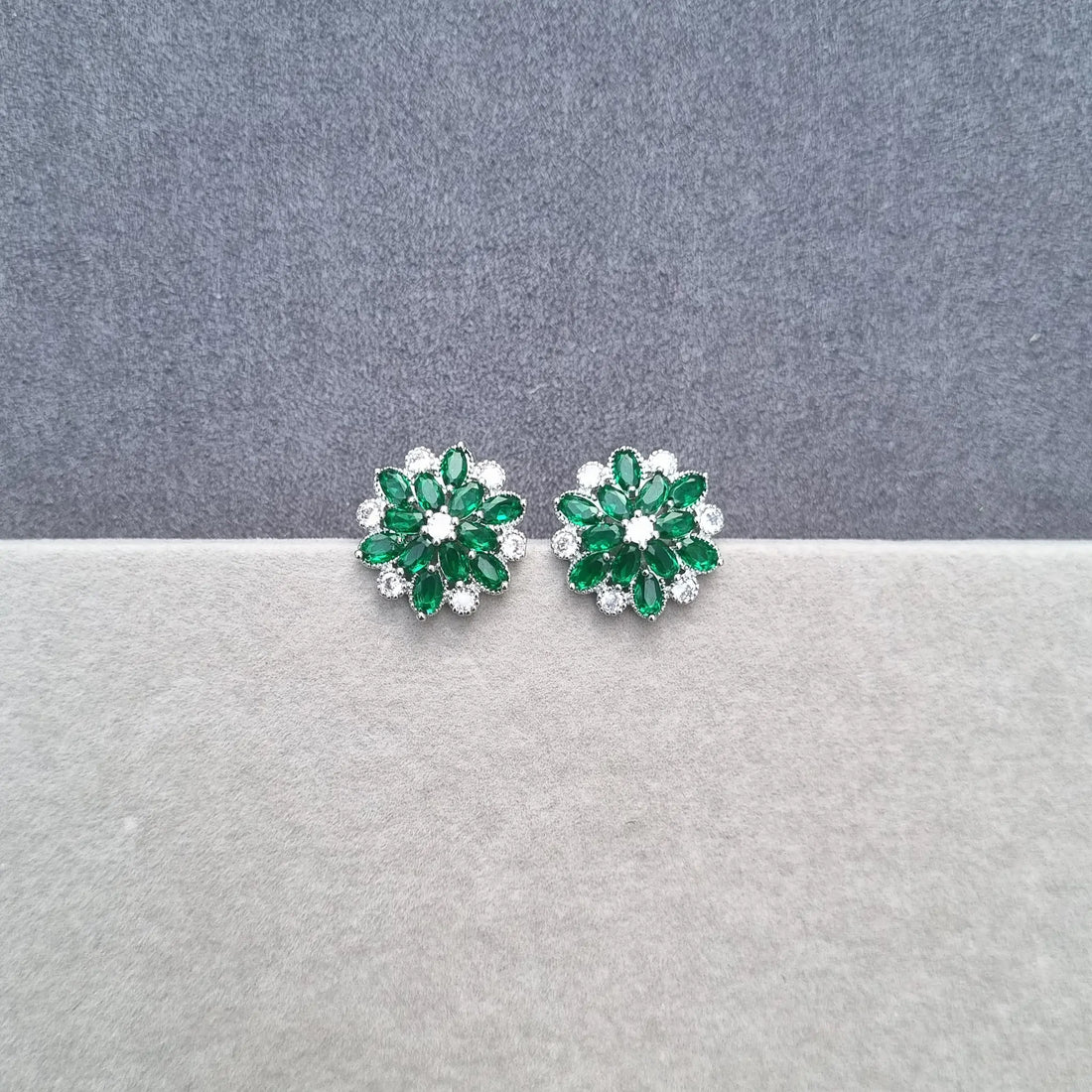 Royal Silver Emerald Blossom Studs [A]E612