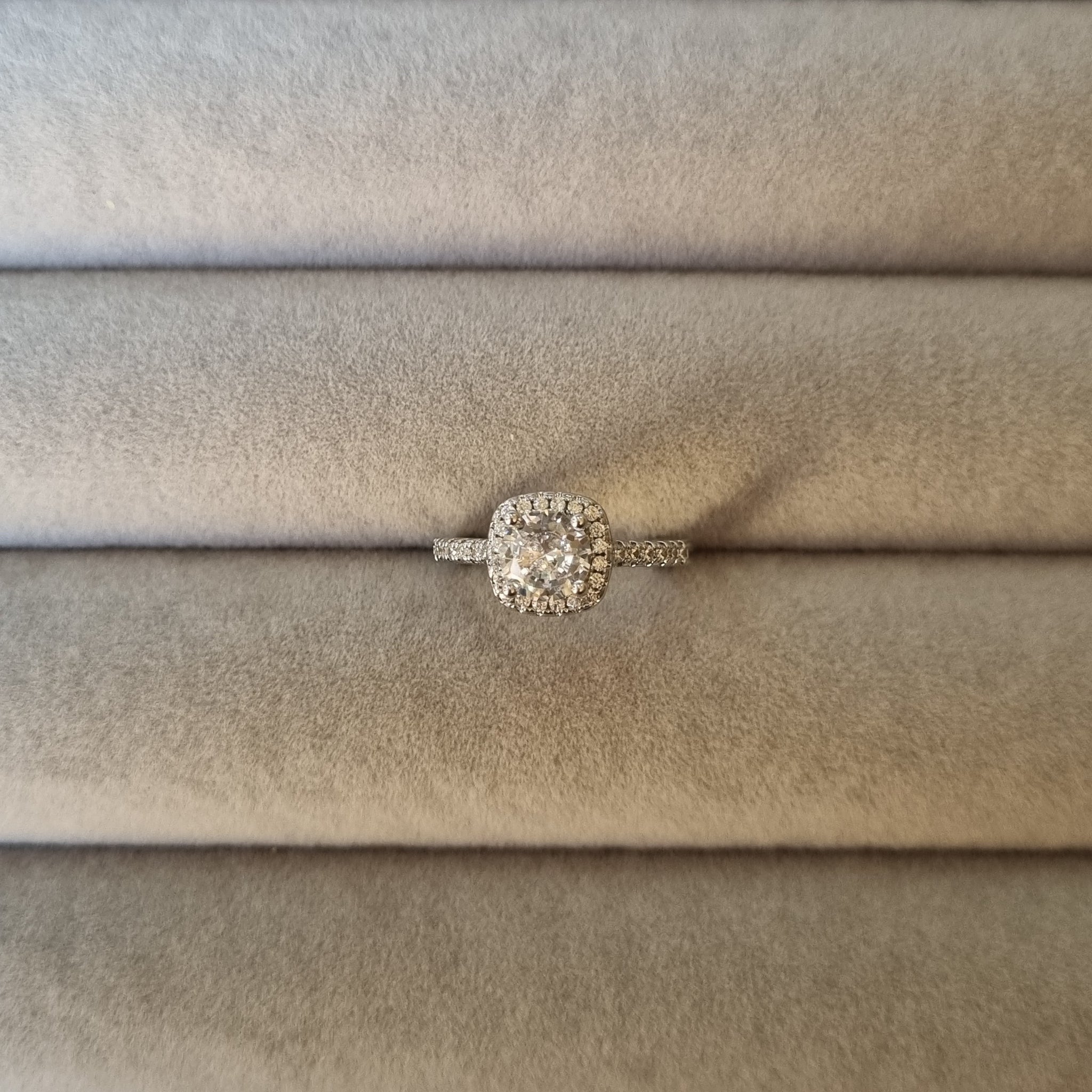 [M]R091 Ring