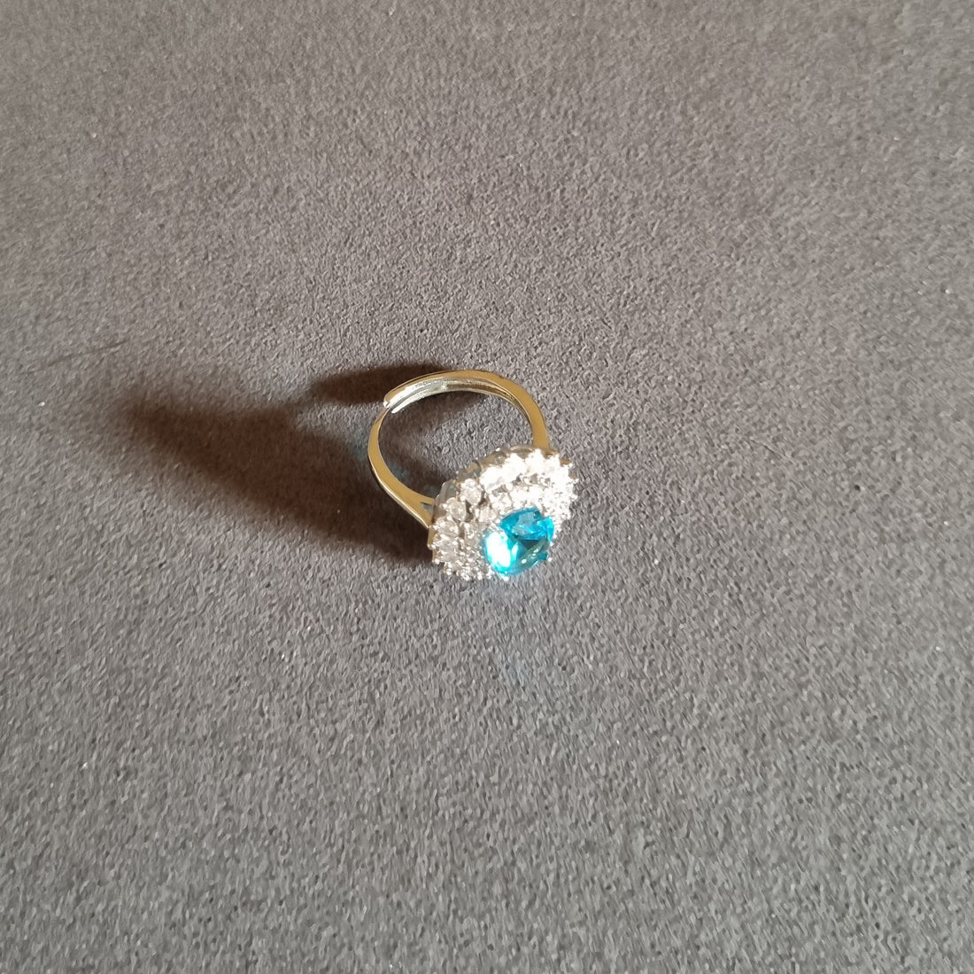 R027 Ring
