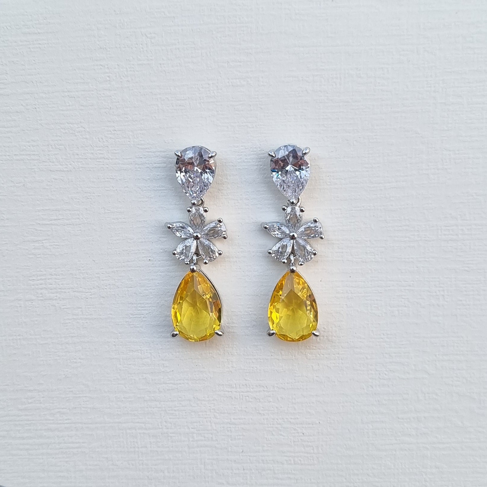 SUNSHINE DROP EARRINGS [S]E203