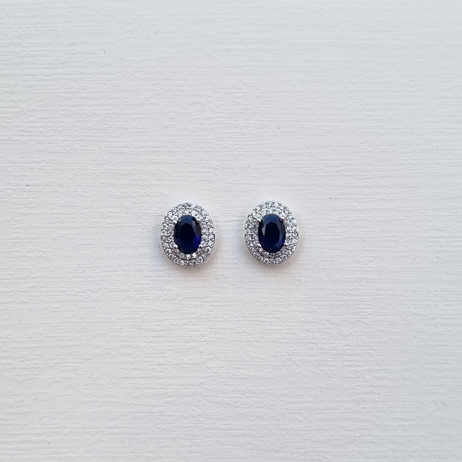 NAVY NIGHTS OVAL EARRINGS E209