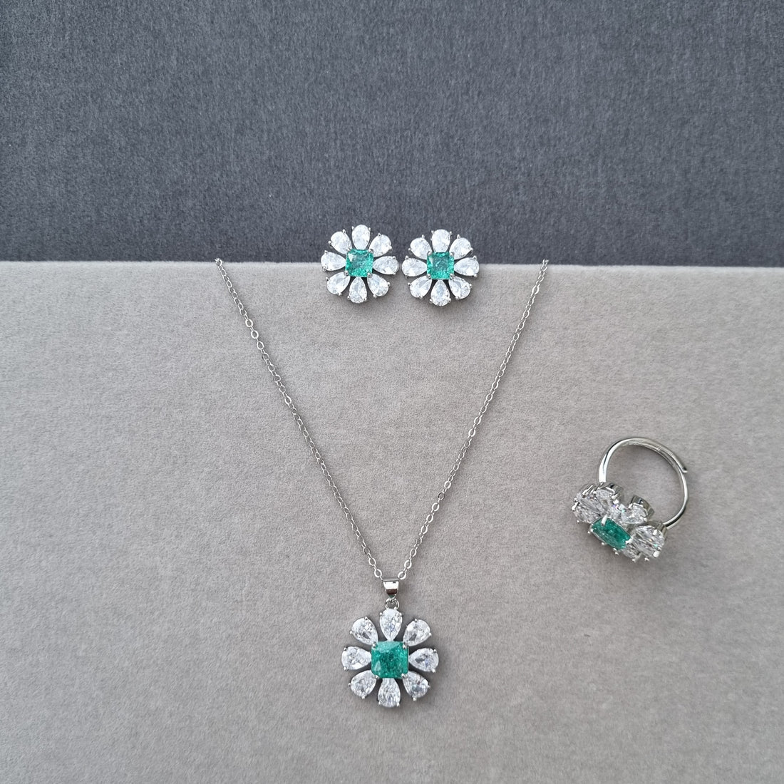 S028 Jewelry Set