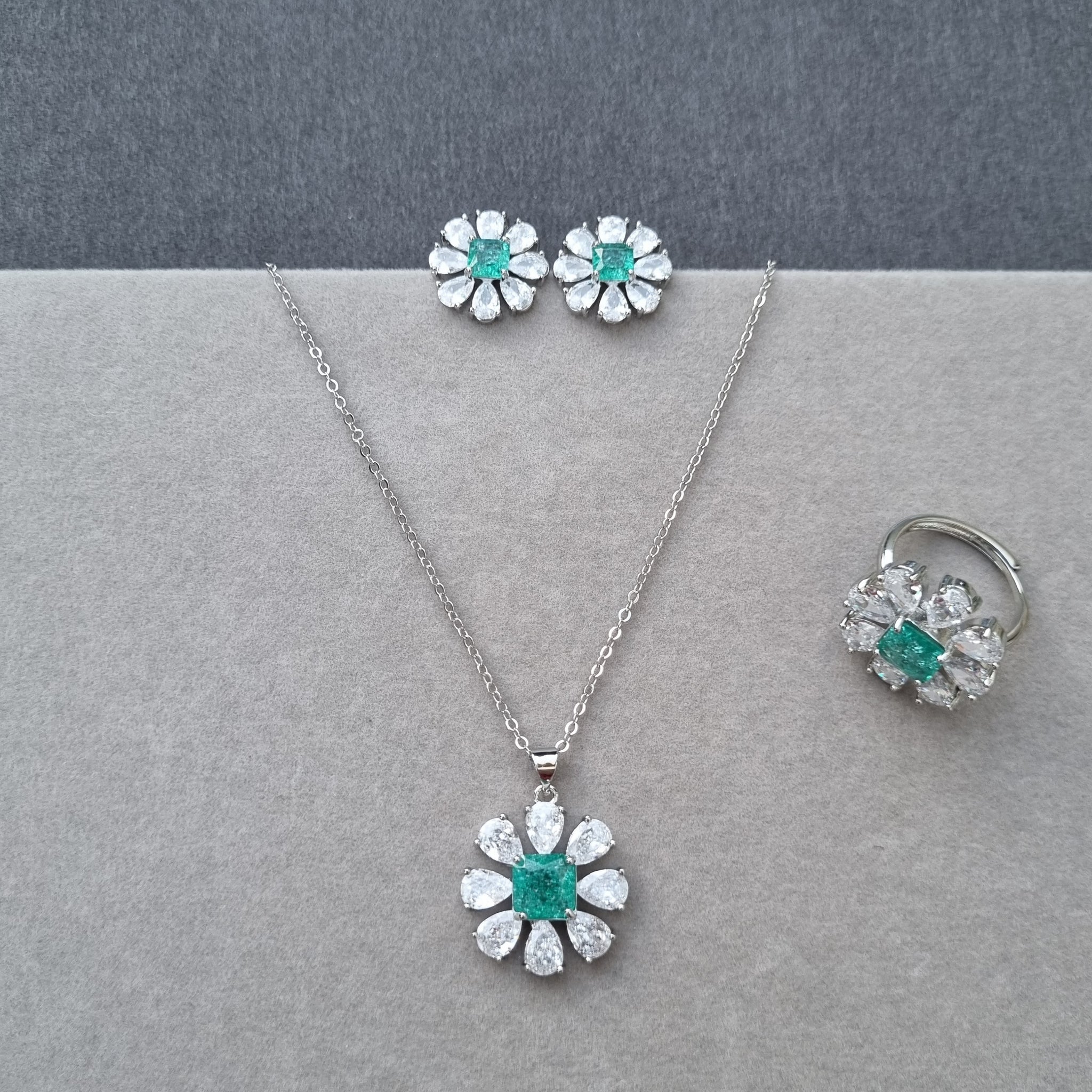 S028 Jewelry Set