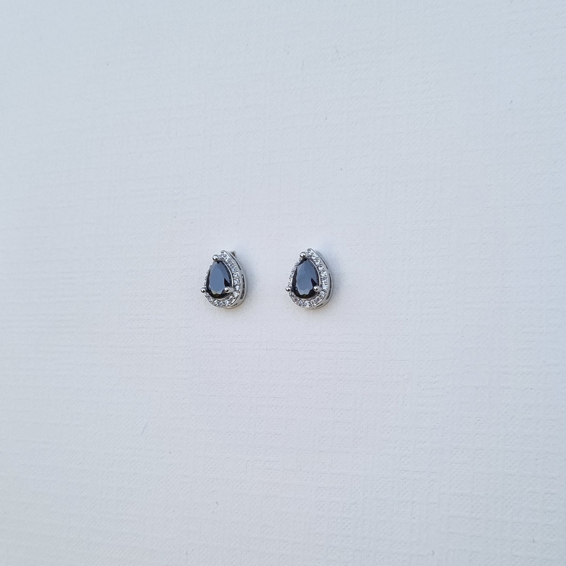 [S]E526 Earrings
