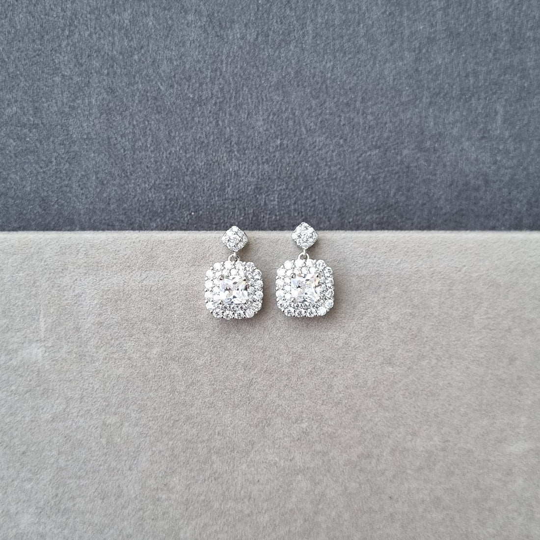 Glitz Crown Earrings [S]E549