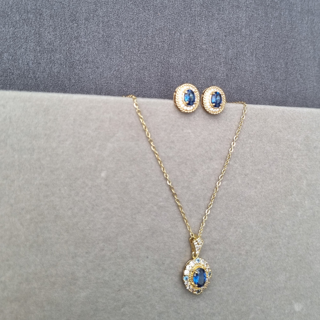 [H]S065 Jewelry Set