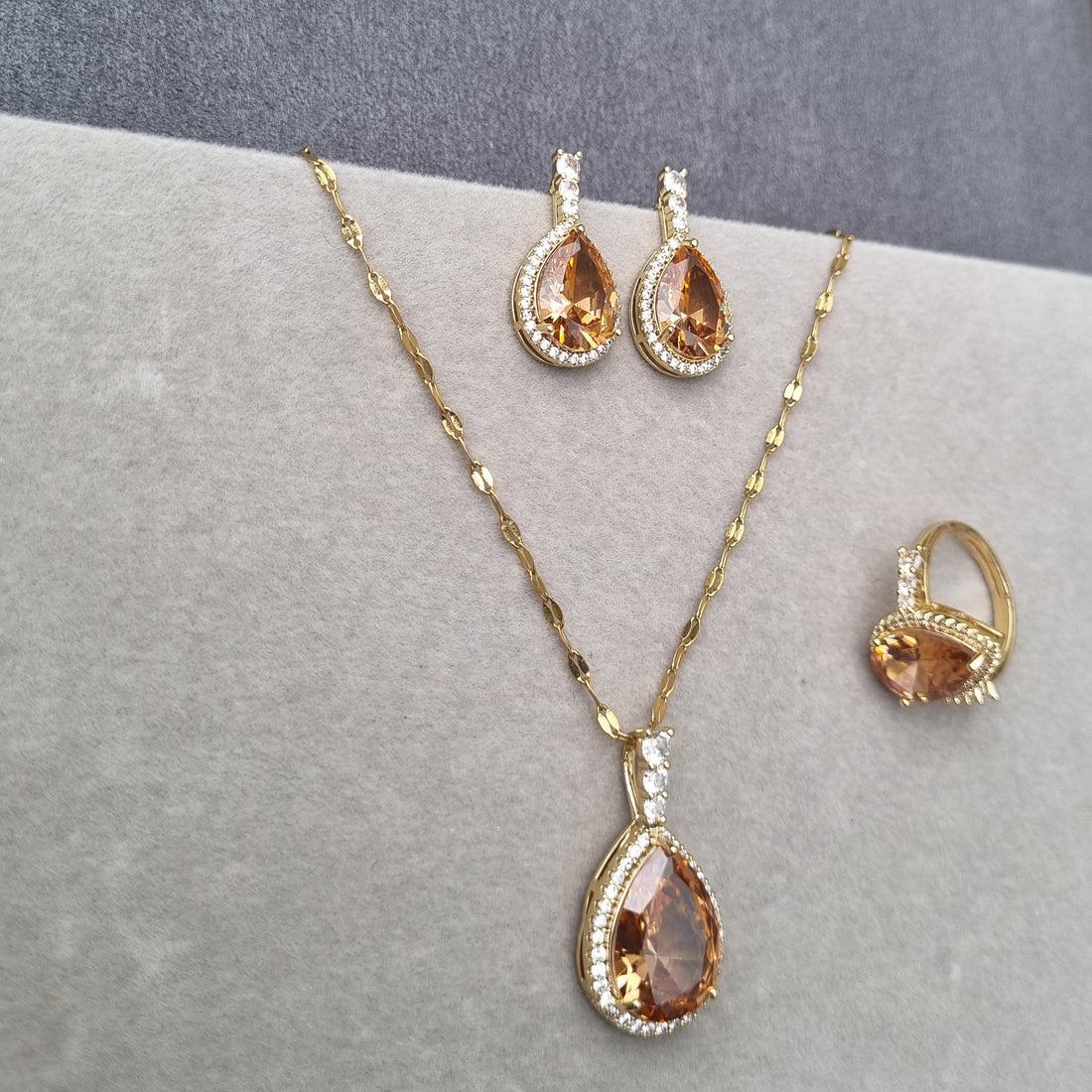 [H]S061 Jewelry Set