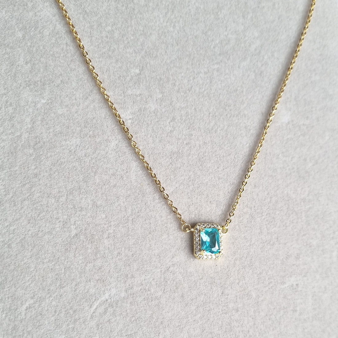 Cushion Cut Blue Topaz Necklace [S]N168