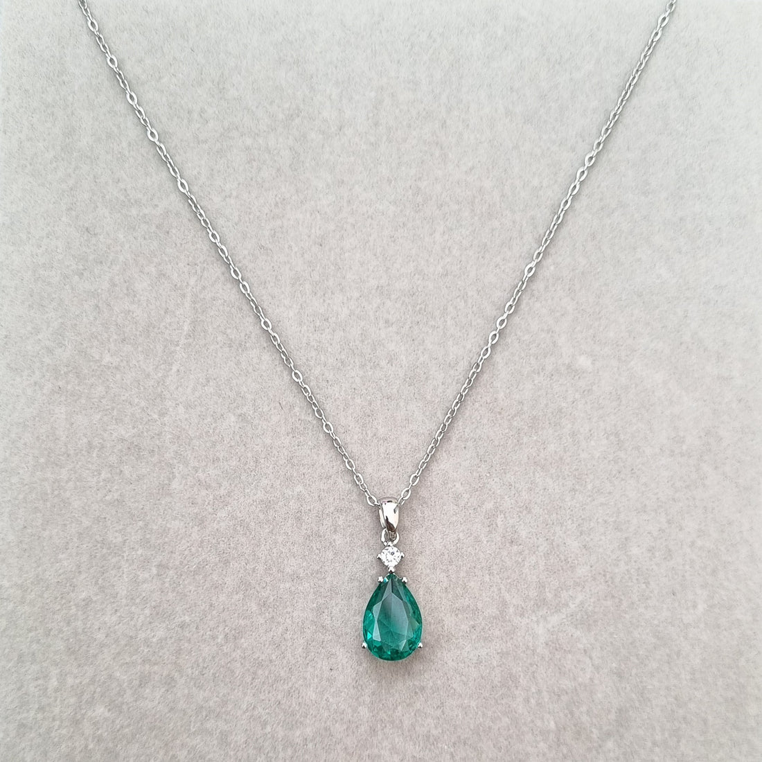 Venus Drop Necklace [S]N176