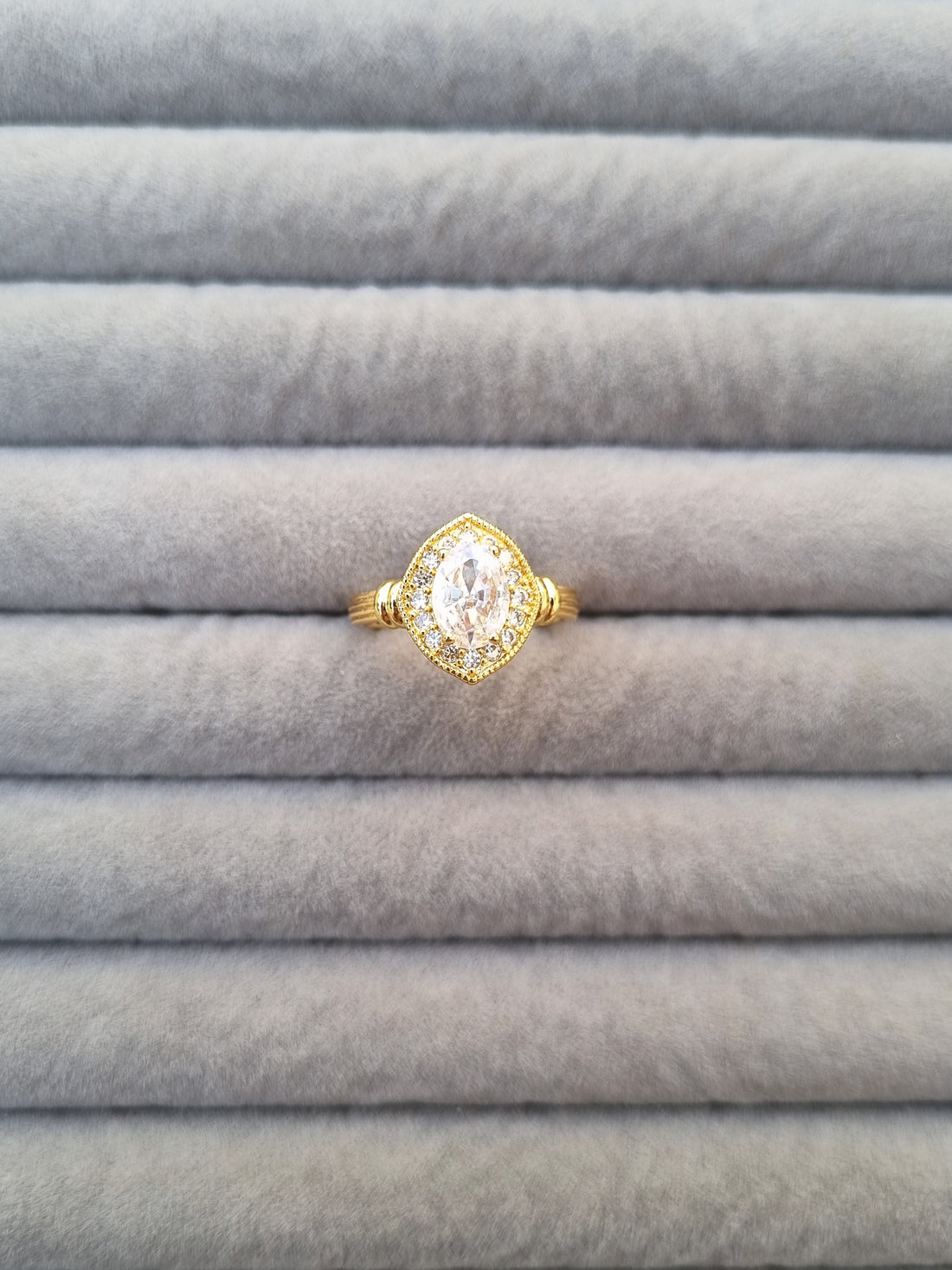 Diamond Halo Ring [M]R106