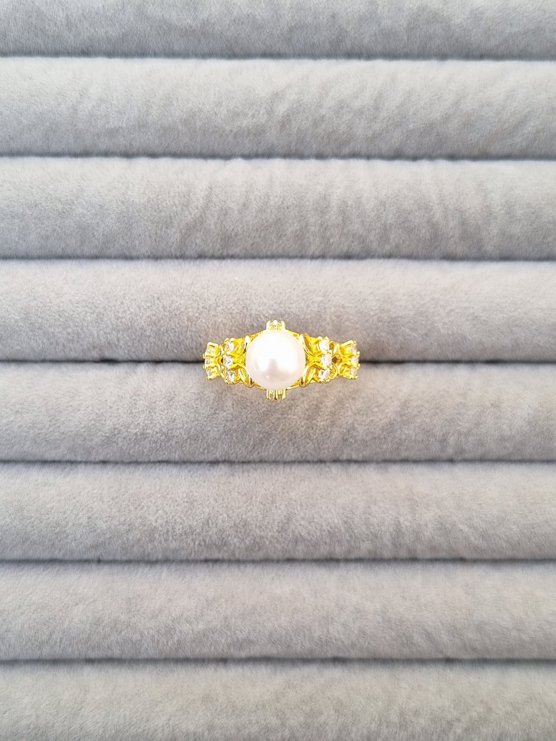 Pearl Elegance Ring [M]R105