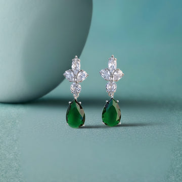 Emerald Grace Drop Earrings [S]E554