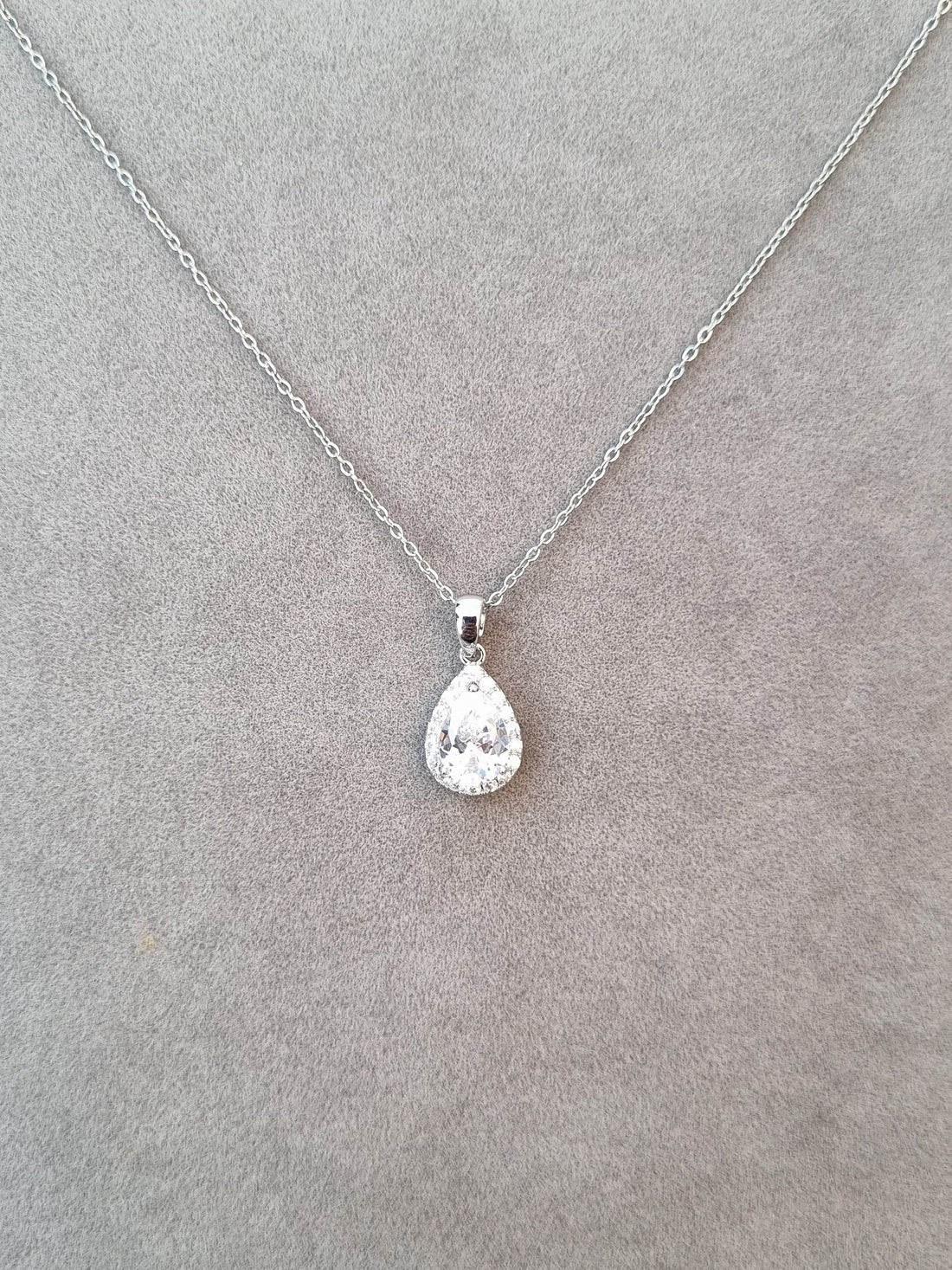 Diamond Drop Glamour Necklace [H]N183
