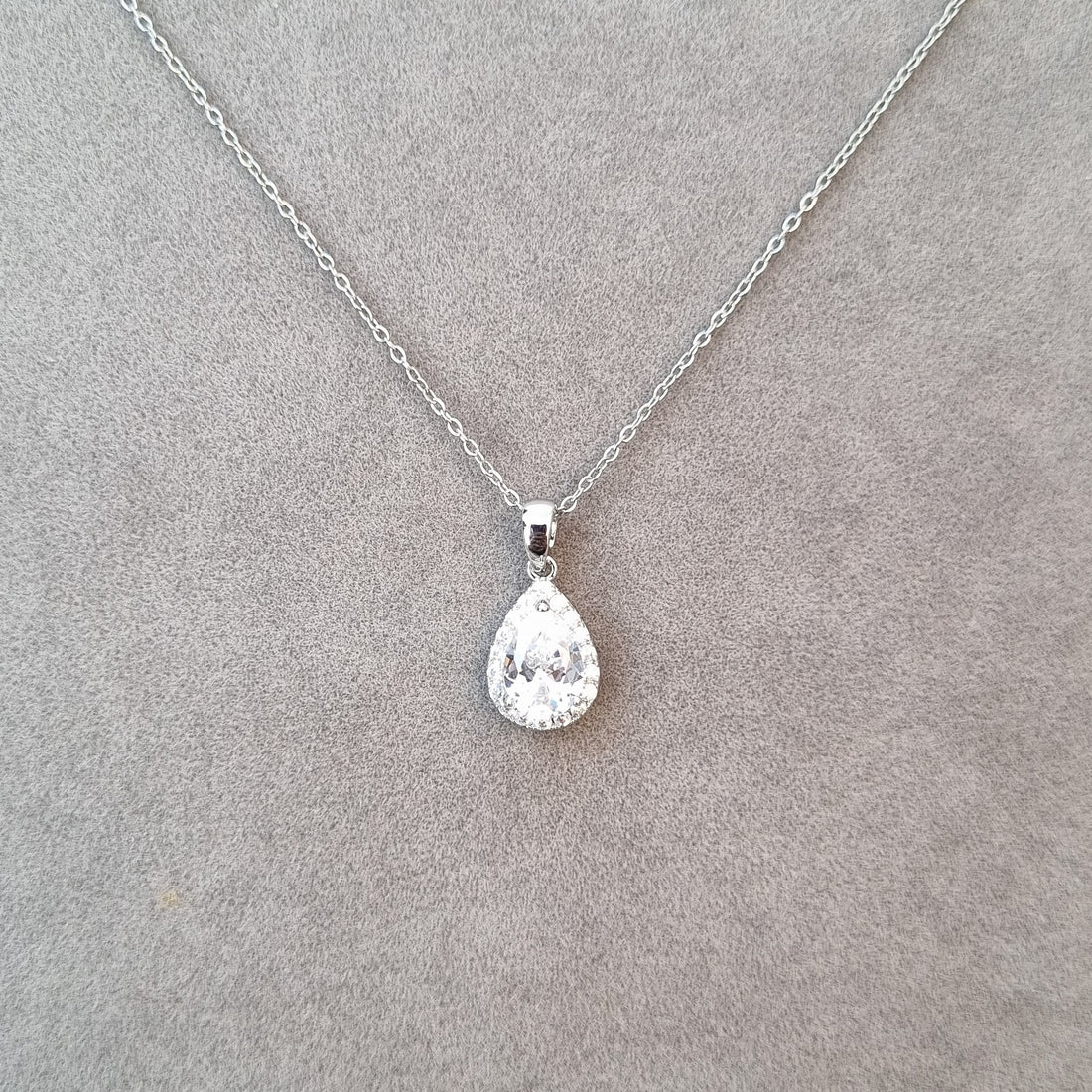 Diamond Drop Glamour Necklace [H]N183