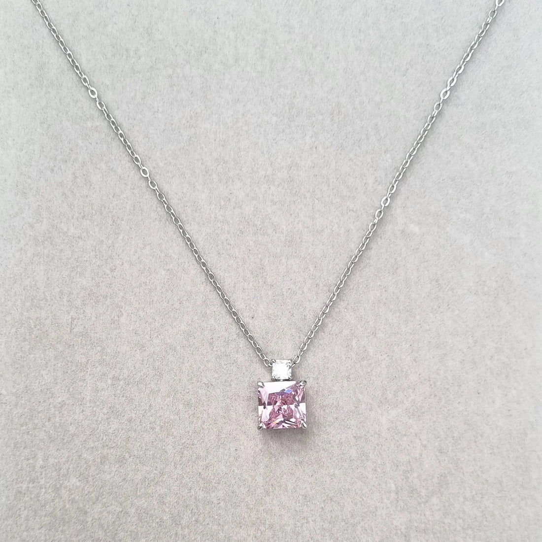 Blush Princess Drop Necklace [S]N193