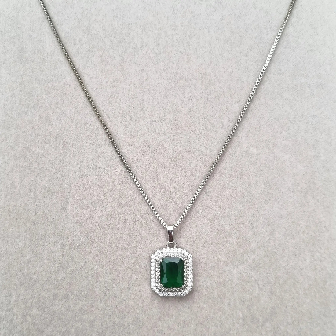 Royal Green Rectangle Necklace [S]N207