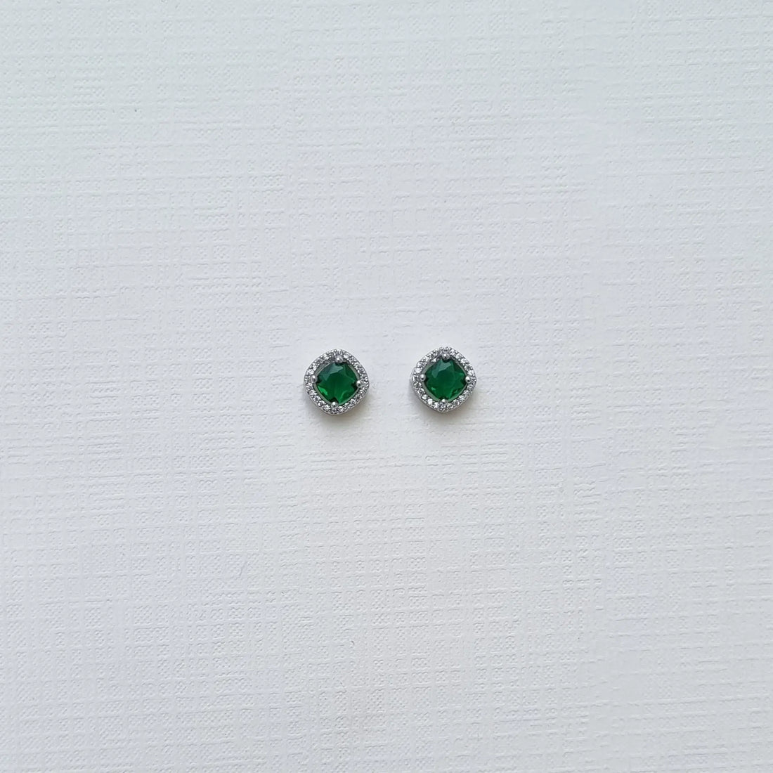 Emerald Glaze Studs [A]E599