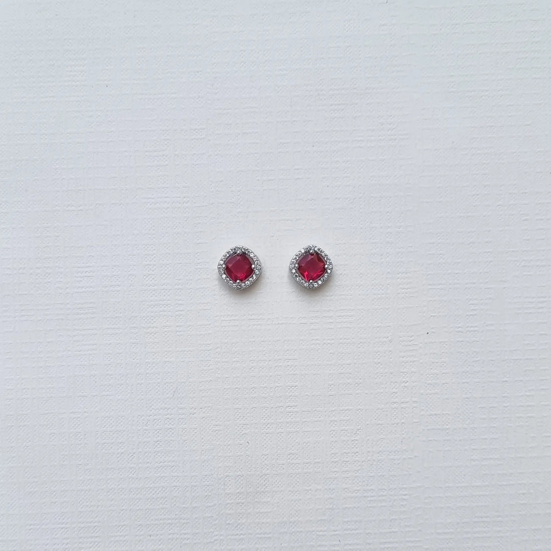 Crimson Ice Studs [A]E598