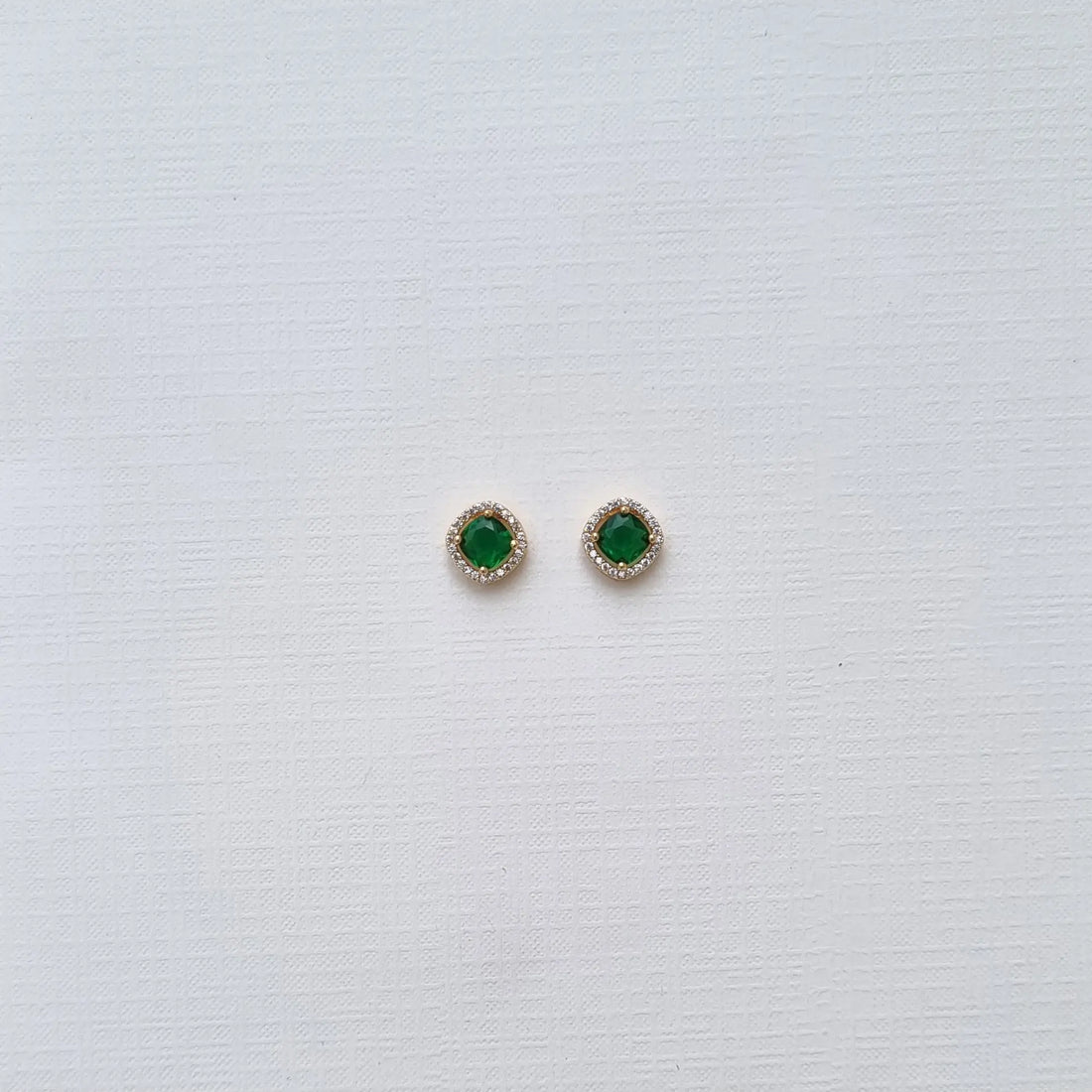 Royal Emerald Cushion Studs [A]E596