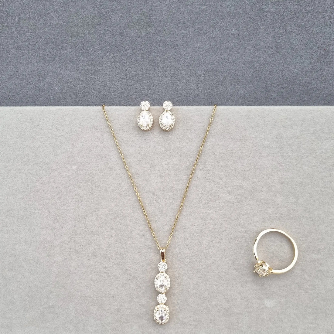 Aura Linear Jewelry Set [A]S075