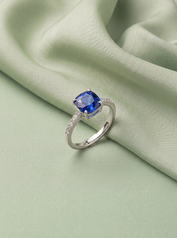 Cushion-Cut Royal Adjustable Ring [M]R114