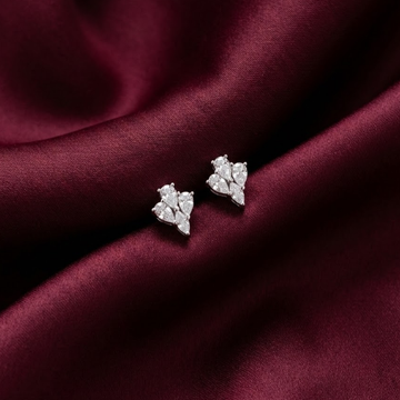 Trinity Studs [S]E539