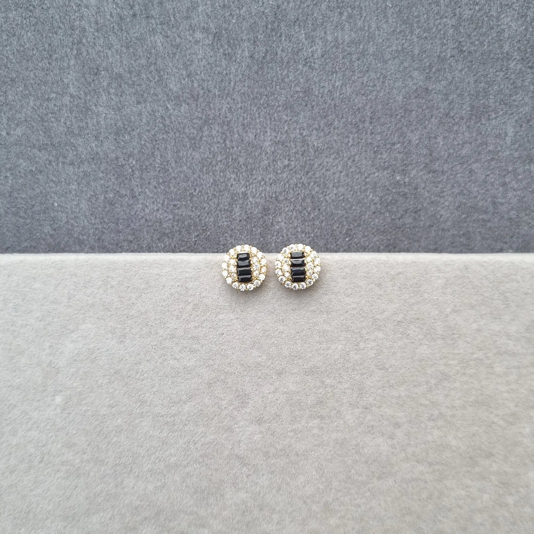 Gilded Noir Matrix Studs [A]E645
