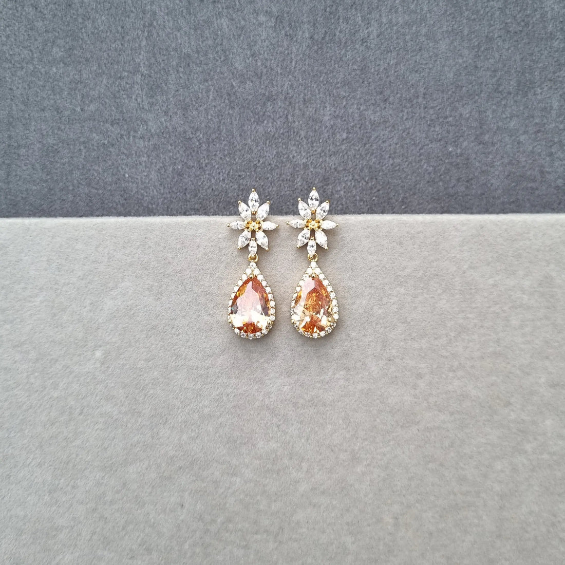 Honey Blossom Teardrop Earrings [A]E646