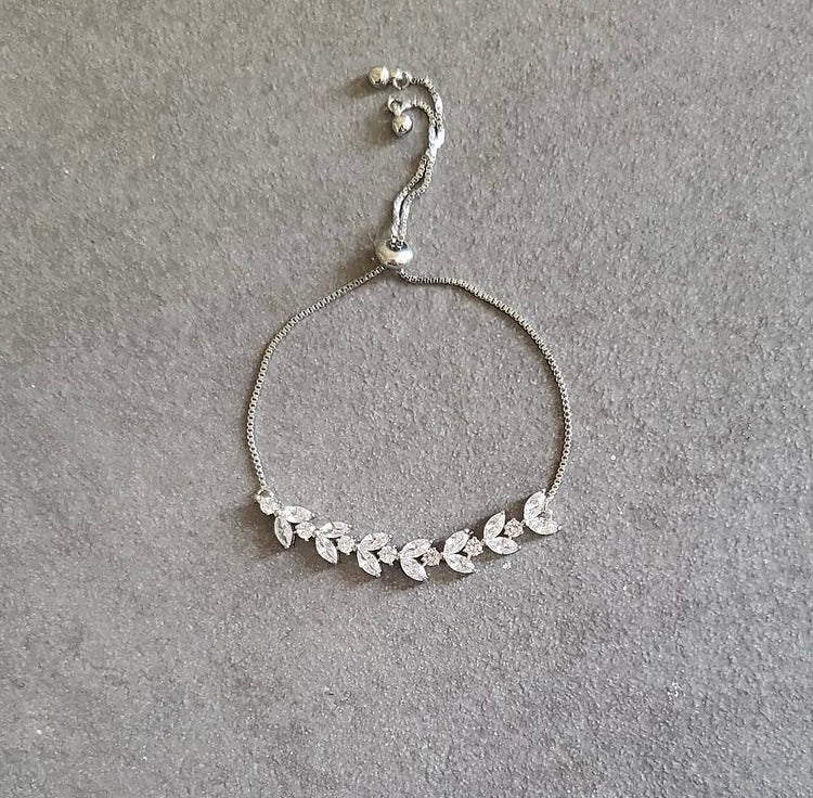 B057 Bracelet