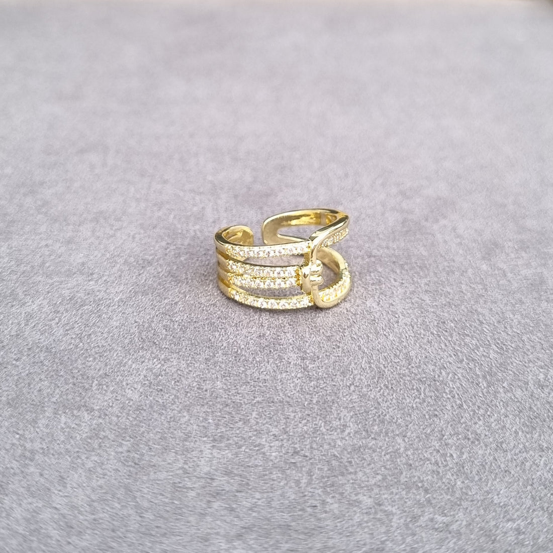 [H]R083 Ring