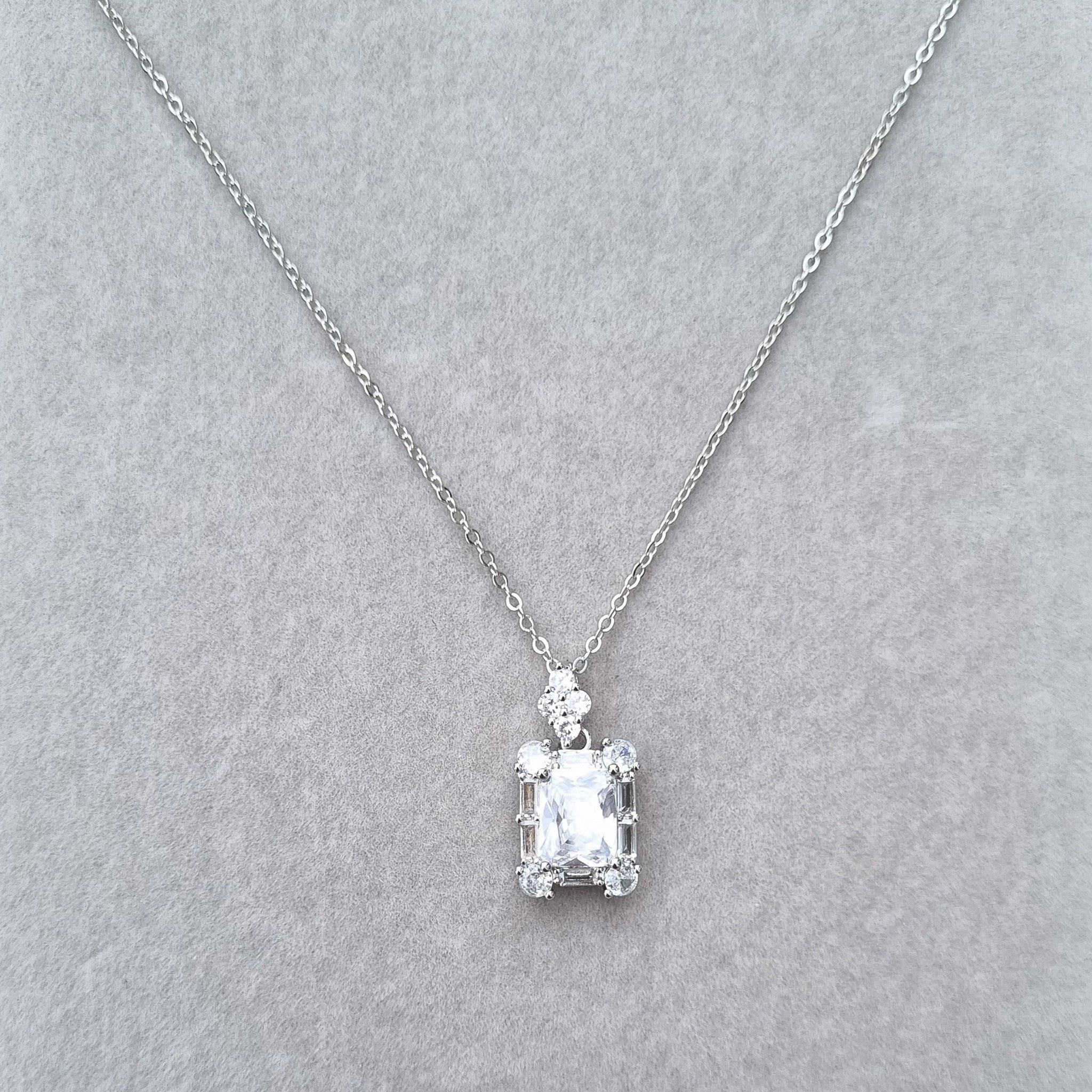 [H]N156 Necklace
