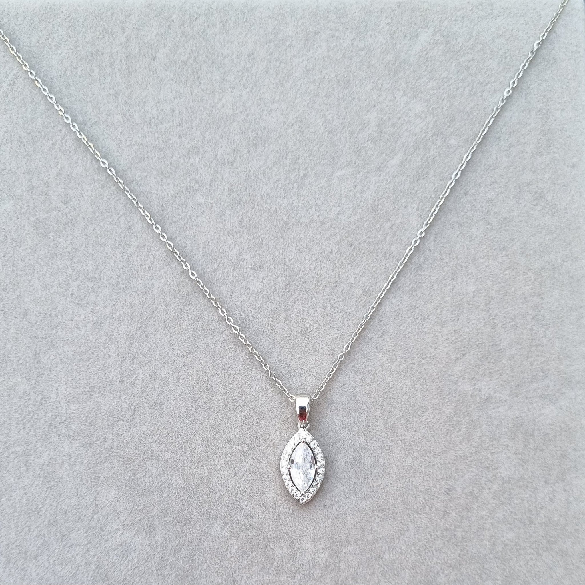 [H]N149 Necklace