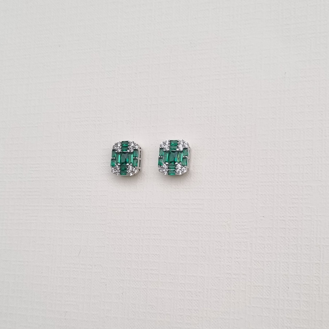 [S]E509 Earrings