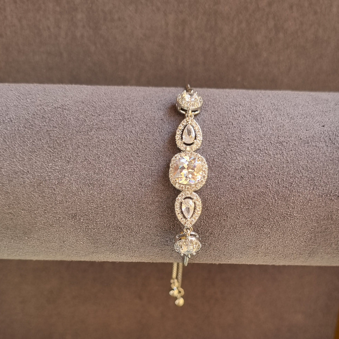 Diamond Halo Elegance Bracelet [S]B127 - Pastels
