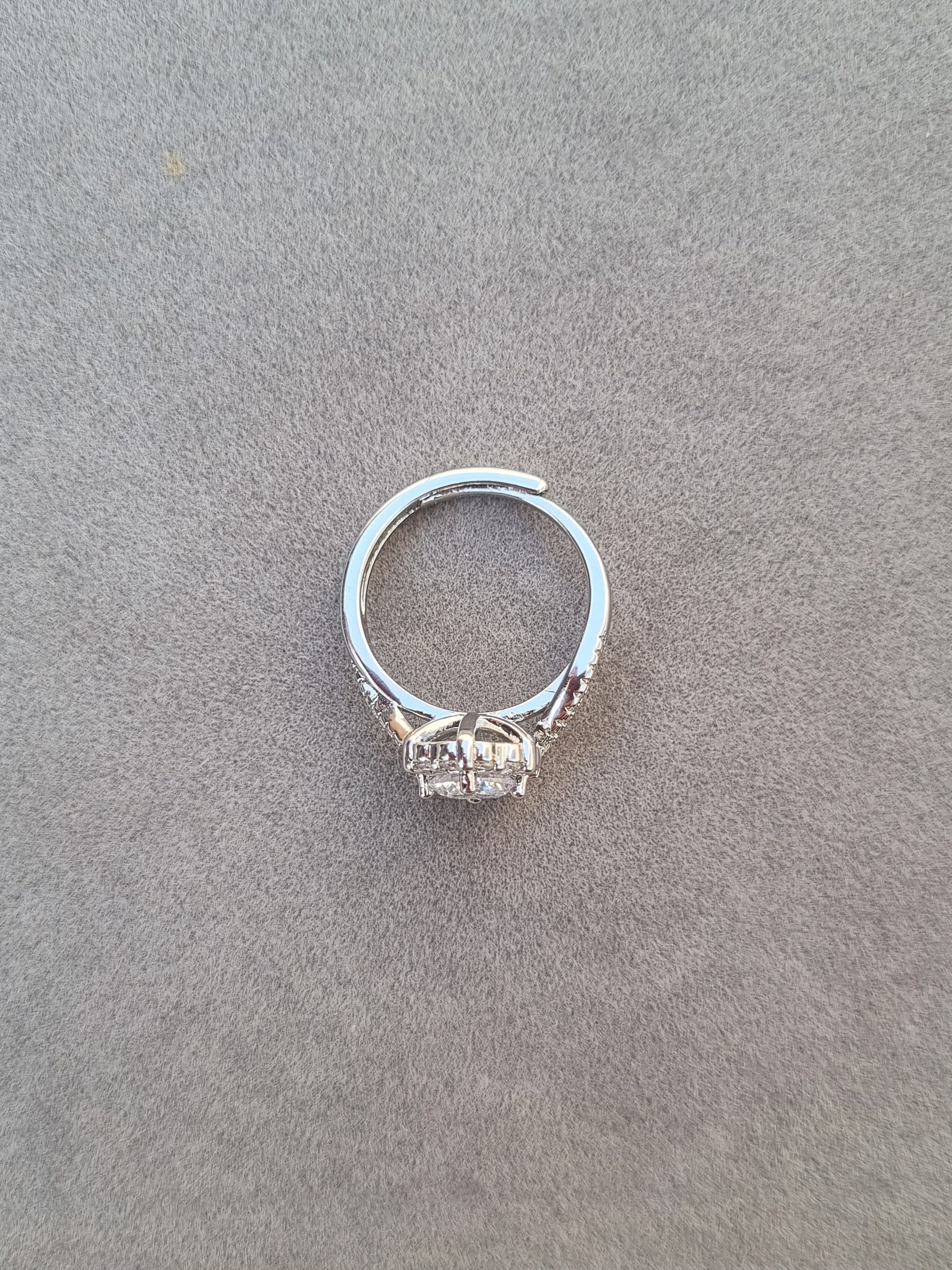Diamond Solitaire Engagement Ring [M]R100 - Pastels