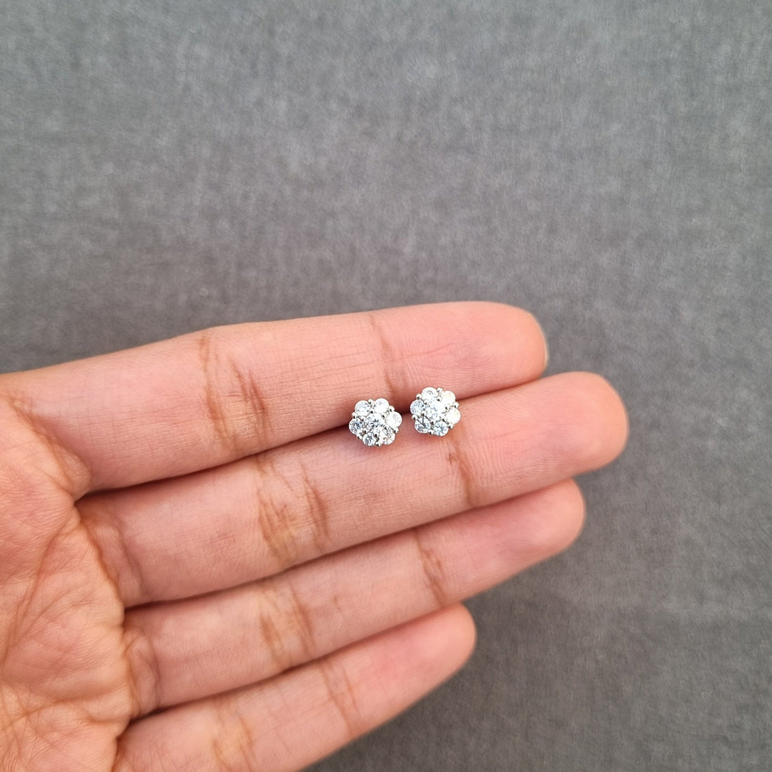 Glitz Cluster Mini Stud Earrings [H]E557 - Pastels