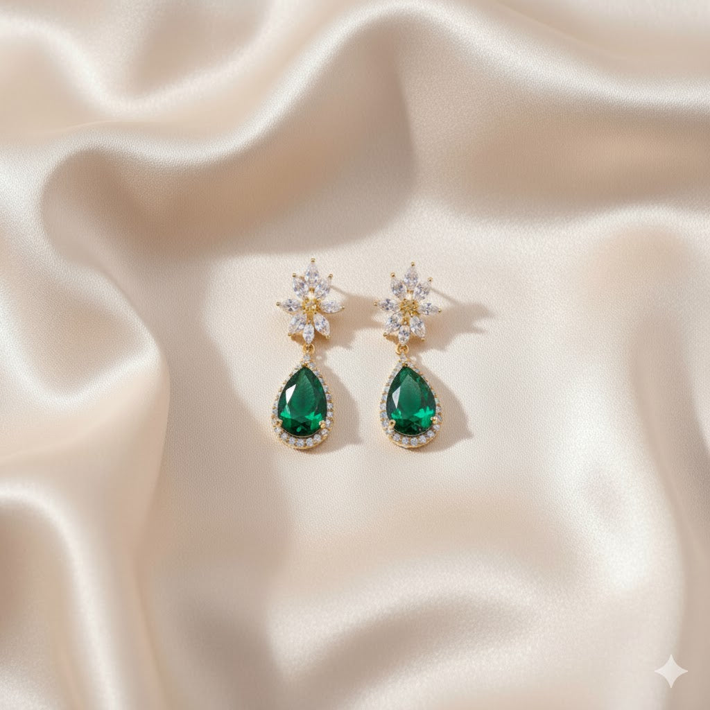 EMERALD DANGLE DELIGHTS EARRINGS [S]E517