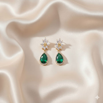 EMERALD DANGLE DELIGHTS EARRINGS [S]E517