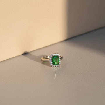 GREEN GEMSTONE ADJUSTABLE RING [M]R095